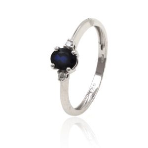 Anillo Oro Blanco Zafiro y Diamantes