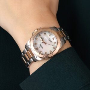 reloj festina de mujer bicolor y esfera blanca con circonitas