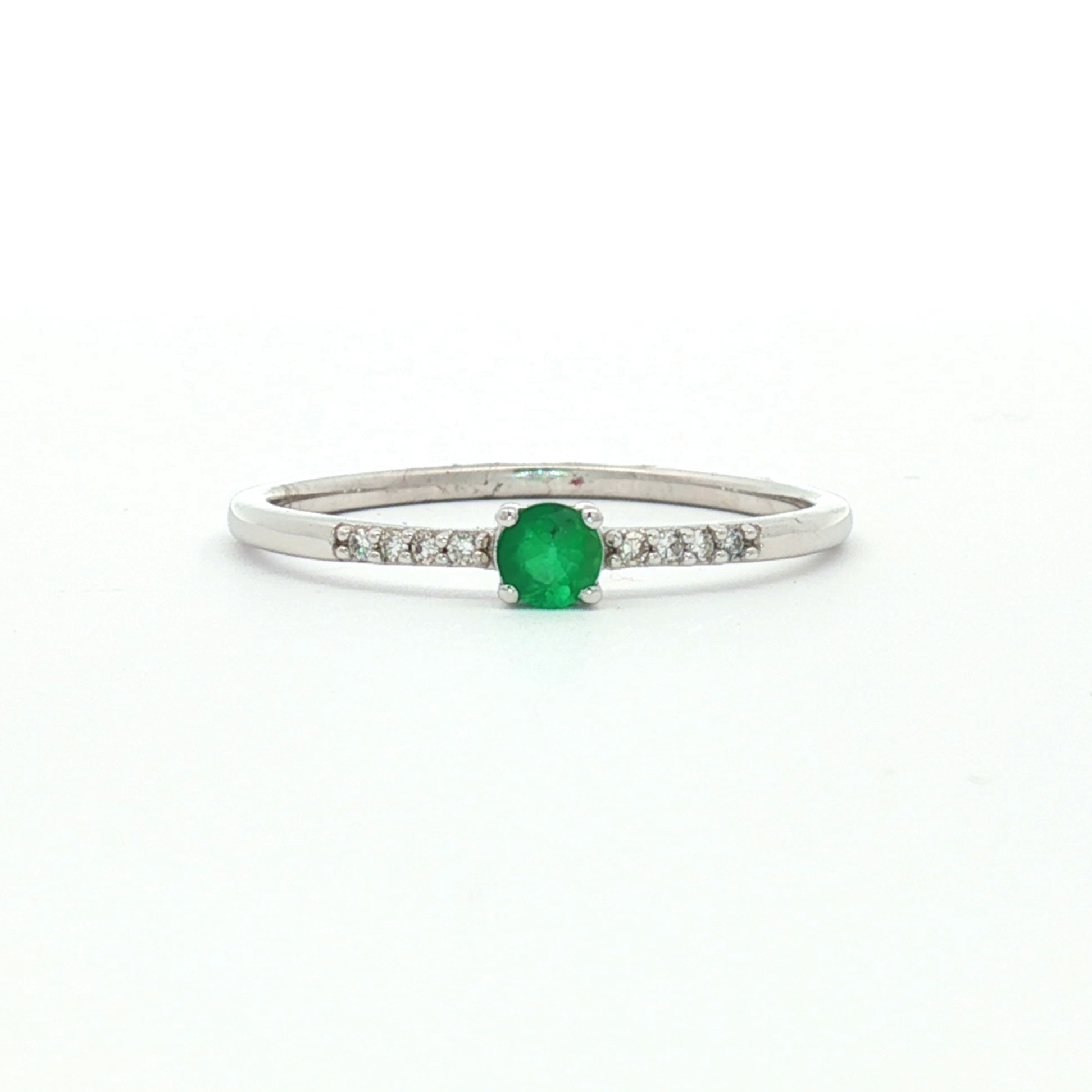 Anillo Esmeralda y Brazo 8 Diamantes