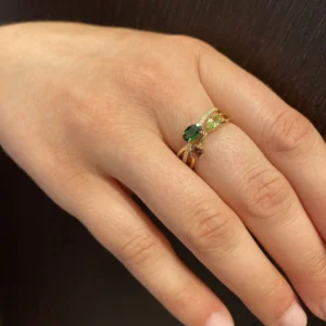 Anillo Brillantes Turmalinas peridoto en Oro Amarillo