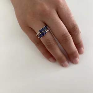 Anillo Doble Aro con Diamantes y Zafiros