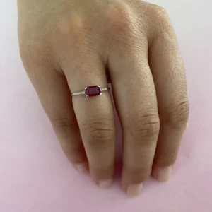 Anillo Rubí y Brazo 6 Diamantes