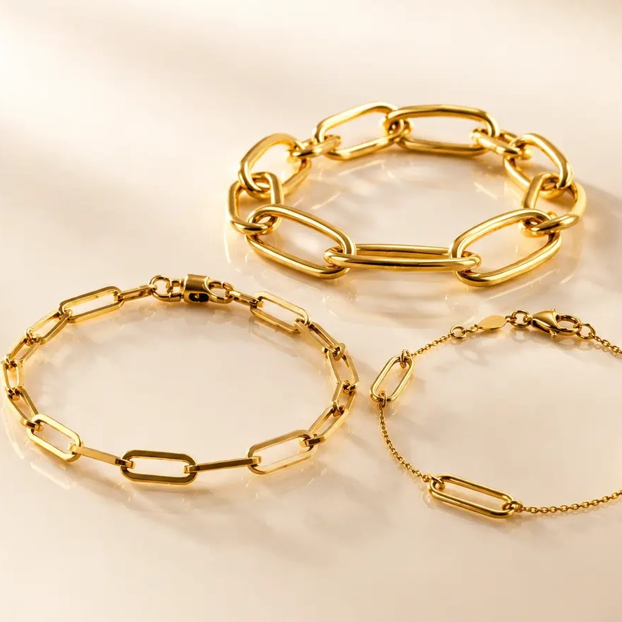 pulseras-de-oro-con-volumen-y-anillas-7015 Pulseras